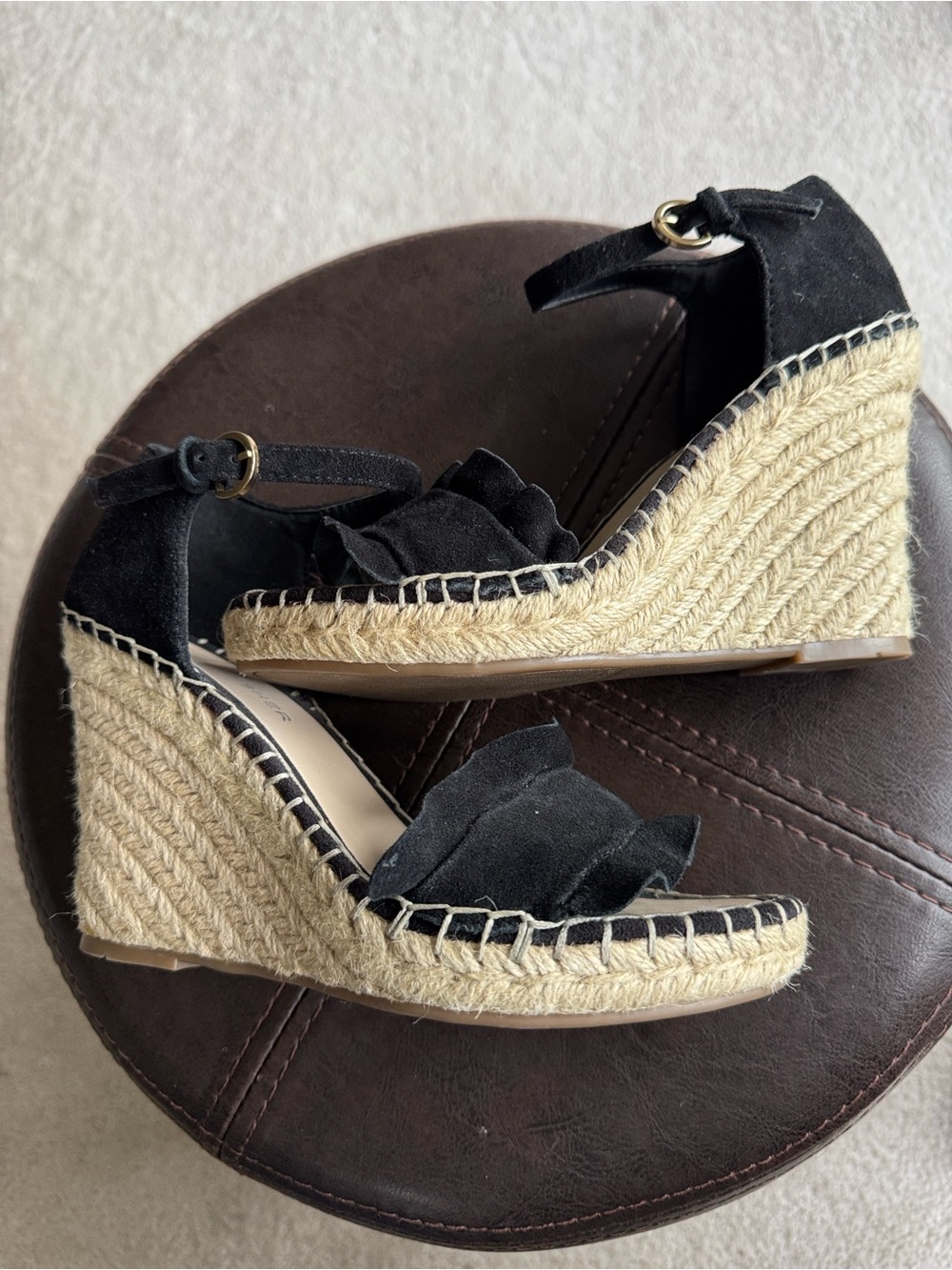 Marc Fisher Black Ruffle Espadrille Wedge Sandals SZ 6